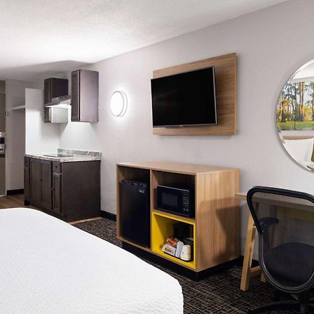 Days Inn By Wyndham Salisbury, Nc Kültér fotó